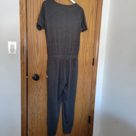 Vuori All Day Jumpsuit Small Gray - Picture 3 of 3